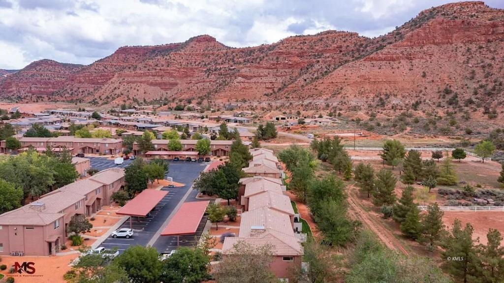 3Br / 2Ba Townhome With Pool, Patio, Wifi, Washer/Dryer Kanab Exterior photo